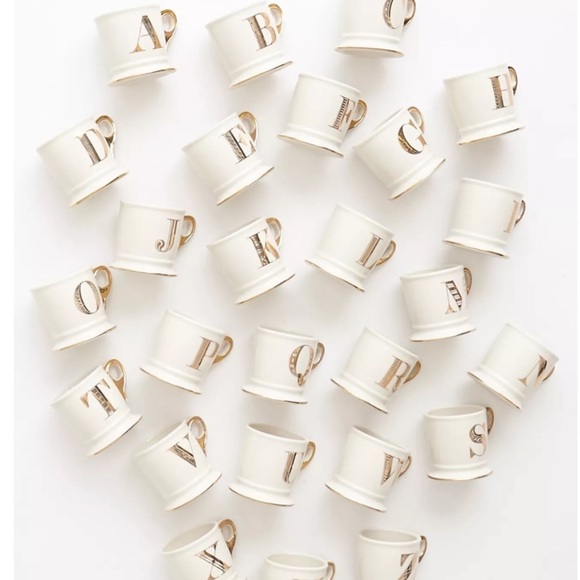 Anthropologie Limited Edition Golden Monogram Mug in Letter 'M' 13 oz - Picture 4 of 8